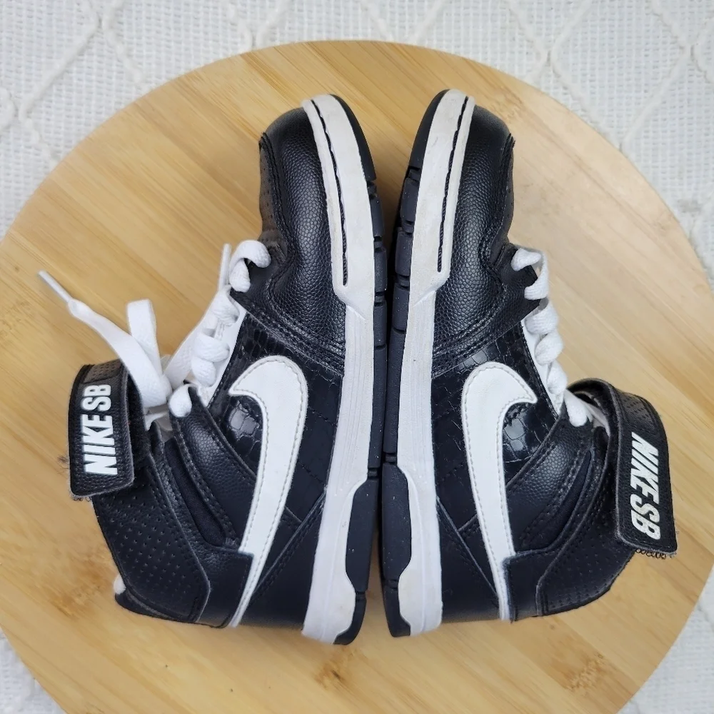 Nike SB Mogan Mid 2 Jr Shoes‎ Skate Unsix Size 12 C